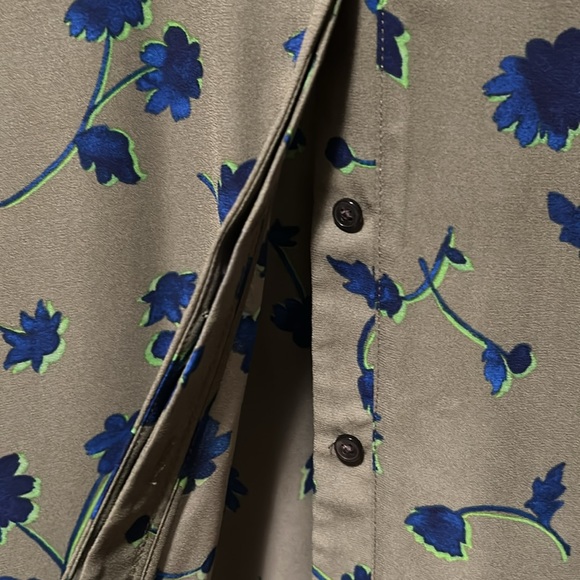 Banana Republic long sleeve blouse - Picture 4 of 5